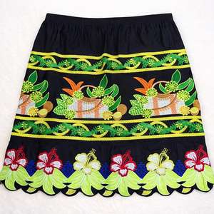 Jupes brodées de style traditionnel micronésien, nouveau design, tissu polyester brodé de fleurs pour femmes - Product Image 3