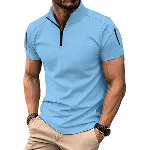 Polo de manga corta con cremallera de un cuarto para hombre, estilo táctico casual de verano con bolsillo en el brazo y cuello simulado - Product Image 1