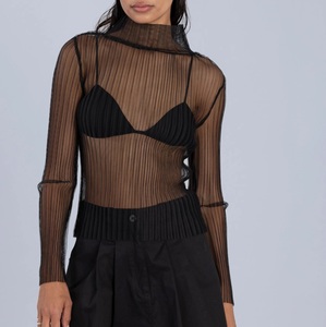 Nouveauté : T-shirts courts en maille pour femmes en promotion – Personnalisation du logo – T-shirts de yoga et d'entraînement à manches longues pour femmes – T-shirt en maille respirant - Product Image 2