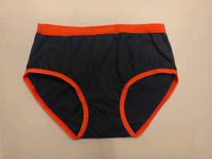 Bragas de algodón 100% con estilo para mujer, tela tejida suave de alta calidad, buena elasticidad, logotipo personalizado impreso, patrón sólido para adultos - Product Image 1