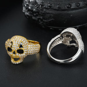 Bague Crâne Style Punk en Argent Plaqué Or, Unisexe, pour Usage Quotidien, Diamant de Couleur E, Cultivé en Laboratoire, Taille Ronde Brillante, Certifié IGI - Product Image 2