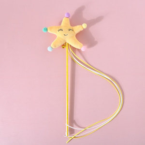 Juguete para Gatos Hecho a Mano con Estrella de Mar y Flor de Sol de Peluche, Movimiento Interactivo y Campana con Borla, Divertido Juguete para Mascotas Hecho de Plástico - Product Image 2