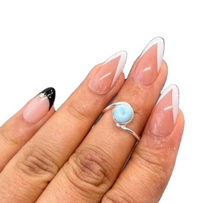 Anillo de Compromiso Minimalista de Plata de Ley 925 con Baño de Oro Rosa y Larimar Azul en Forma Elegante para Niñas y Mujeres, Regalo de Aniversario - Product Image 1