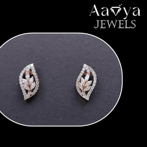 Pendientes de Diamantes con Diseño Delicado, Última Moda, Compre Directamente de un Proveedor Indio de Confianza al Mejor Precio - Product Image 1