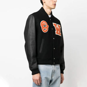 แพทช์ปักตัวอักษร โลโก้แบบกำหนดเอง แขนเสื้อหนัง  ผ้าขนสัตว์สีดำ  เสื้อแจ็คเก็ตเบสบอลแบบวาร์ซิตี้คุณภาพสูงสำหรับฤดูหนาว - Product Image 2