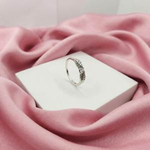 Bague en moissanite argentée avec ailes d'ange scintillantes et zircone cubique, bijoux élégants pour femmes, cadeau - Product Image 4