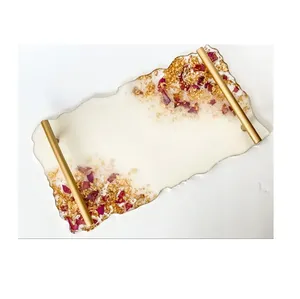 Plateaux décoratifs élégants en résine avec motifs métalliques et végétaux pour la décoration intérieure et l'utilisation sur table à manger moderne - Product Image 3