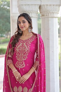 Salwar kameez étnico tradicional indio para ocasiones de boda, ropa elegante para mujer con bordados, corte regular, a bajo precio. - Product Image 4