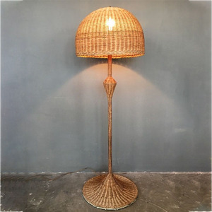 Lampe sur pied festonnée, designs personnalisés, lampe sur pied créative vintage en rotin pour salon et chambre à coucher, provenant d'une usine au Vietnam - Product Image 6