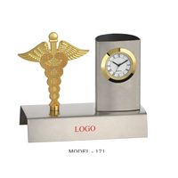 Trophées de bureau en métal de haute qualité, logo personnalisé, finition transparente, design portable, emballage individuel pour entreprises
