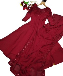 Nouvelle collection de Kurtis indiens pour femmes, en georgette imprimée et crêpe, multicolores, pour occasions spéciales, prêts à porter, vente en gros, prix bas. - Product Image 1