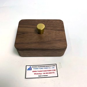 Caja de almacenamiento de madera Thanh Tung Thinh con pomo de latón, diseño simple, hecha en Vietnam - Product Image 1