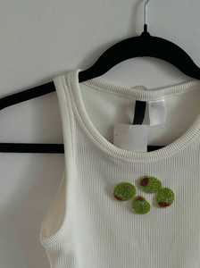 Top corto sin mangas de algodón acanalado blanco para mujer con bordado de parche de cangrejo y medusa, estilo casual de verano para playa - Product Image 4