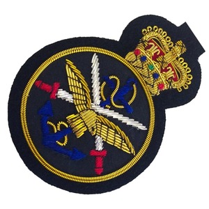 Insignia de tela bordada a mano con hilo de oro, de fabricante de alta calidad, a precio económico, para escudo familiar, insignia bordada a mano para blazer con escudo familiar - Product Image 2