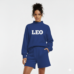 Conjunto de Moda para Mujer con Cuello Alto en Color Azul, Top Ligeramente Largo y Pantalones Cortos Elásticos - Product Image 1