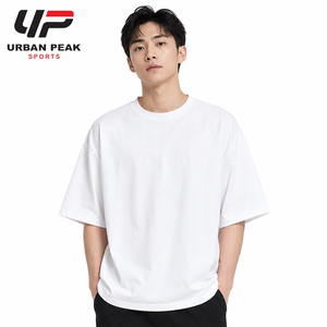 Camiseta Oversize para Hombre con Estilo, Silueta Cuadrada, Mangas Anchas y Tela Cómoda para un Look Casual Diario - Product Image 1