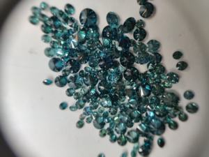 Diamantes de color Diamantes sueltos 100% Color tratado natural VS SI Pureza 1,2 a 2,1 MM Diamantes reales redondos de corte brillante - Product Image 2