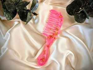 Peine Profesional de Resina Tradebyd, Herramienta para Peinar el Cabello Antiencrespamiento para Mujeres, Hombres y Expertos de Salón - Product Image 1