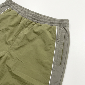 Chándal Verde Oliva para Hombre |   Conjunto Deportivo Resistente |   Ropa Deportiva Ligera y Elegante - Product Image 4