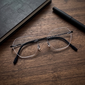 Montures de lunettes sans monture anti-lumière bleue UV420 carrées en titane léger pur titane sur mesure RX OEM - Product Image 4