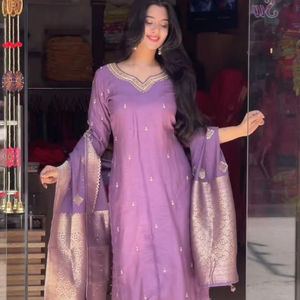 Beautiful Decorated <b>Light</b> PURPLE <b>Color</b> Banarashi Chanderi Silk Adult Special Salwar Suit for Wedding Function Special - Product Image 2