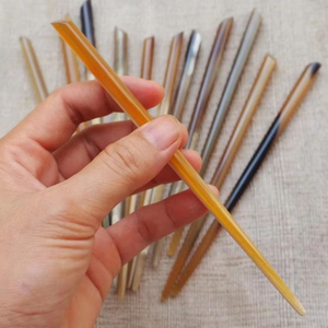 กิ๊บติดผมทำมือจากเขาควาย ขายดี กิ๊บติดผมจากเขาวัว ทนทาน ใช้จัดแต่งทรงผม งานแฮนด์เมด ทันสมัย - Product Image 1