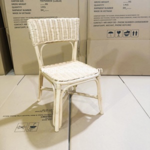 Silla Infantil de Ratán Hecha a Mano con Estructura de Caña Natural para Eventos Infantiles, Muebles para Fiestas, Fabricante Mayorista OEM, Vietnam - Product Image 3