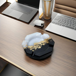 Cendrier en bois portable carré de style américain, personnalisé en gros, pour la maison, le bureau, le restaurant, la voiture - Product Image 1