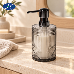 Nouvel ensemble de quatre accessoires de salle de bain modernes en acrylique européen gris de haute qualité et durables, distributeur de savon Kate - Product Image 2