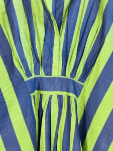 Vestido Kaftán a Rayas Verde y Azul Marino con Cuello Mandarín, Vestido Largo Holgado sin Mangas, Informal de Verano - Product Image 4