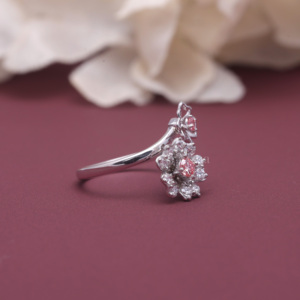Bague ouverte florale en argent sterling 925 massif avec diamants ronds roses et blancs cultivés en laboratoire certifiés IGI, motif double fleur - Product Image 5
