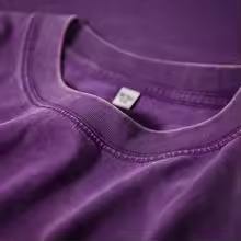 Camiseta Unisex Oversize con Lavado Ácido, Corte Cuadrado, Algodón Vintage Lavado para un Estilo Urbano y Looks Casuales Diarios - Product Image 4