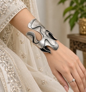 <b>Vintage</b> Abstract Flame Cuff Bracelet Antique Silver Plated Alloy Chunky Wide Bangle Unisex Tribal Statement Jewelry Gift - Product Image 2