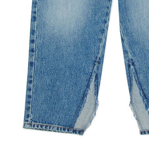 กางเกงยีนส์เด็กผู้ชายทรงปกติ สีฟ้าซีด ผ้าเนื้อนุ่ม สวมใส่สบาย ระบายอากาศได้ดี ราคาถูกสำหรับการสั่งซื้อจำนวนมาก สไตล์ลำลอง - Product Image 5