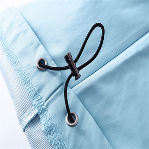 ชุดเซ็ตผู้ชายแบบกำหนดเองสองชิ้น เสื้อแจ็คเก็ตและกางเกงขาสั้นกันลมแบบกำหนดเอง ชุดวอร์มสะท้อนแสงแบบซิป ชุดเซ็ตเสื้อแจ็คเก็ตและกางเกงขาสั้นกันลมสองชิ้นแบบไนลอน - Product Image 4