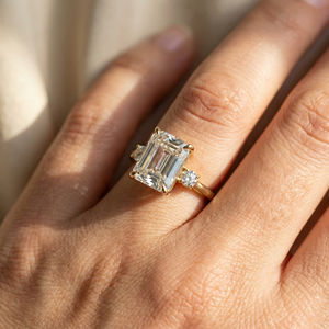 Anillo de Compromiso con Diamante de Laboratorio con Corte Brillante Redondo Certificado por IGI, para Hombre y Mujer, Oro de 14k y 18k, Diamante Cultivado en Laboratorio de 2 Quilates, Anillo Solitario de Lujo - Product Image 5