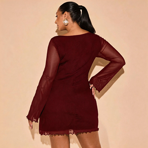 Elegante Vestido Ajustado con Paneles de Malla Color Borgoña para Fiestas y Eventos Nocturnos para Mujer Talla Grande - Product Image 5