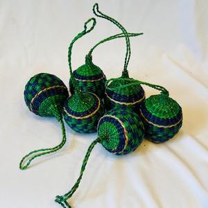 Décorations suspendues en forme de boule de jonc de mer, décorations pour la maison, ornements pour arbre de Noël, cadeau pour enfants, prix de gros, fabricant vietnamien - Product Image 3