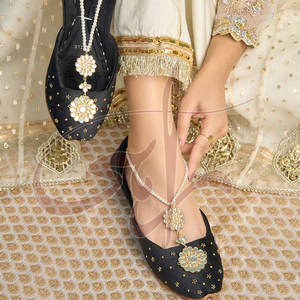 Nouvelles Khussas Légères pour Femmes - Tendance Mode Imprimée Antidérapante en Velours de Haute Qualité - Vente Directe Usine - Product Image 4