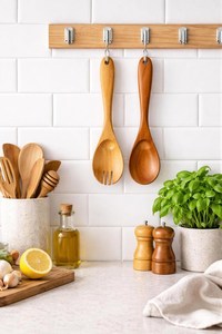 Cuillère en bois de teck naturel pour cuisiner et servir - Product Image 4