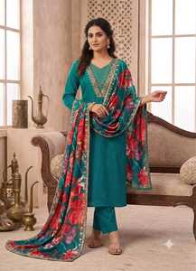 Conjunto indio-pakistaní de algodón verde oliva bordado, Kurti recto con pantalón y Dupatta, atuendo étnico femenino para uso casual y festivo. - Product Image 3