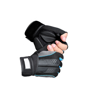 Gants de musculation en cuir PU de haute qualité, résistants, design personnalisé, antidérapants, respirants, avec sangle de poignet réglable, pour un usage unisexe - Product Image 2