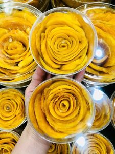 มะม่วงอบแห้งเนื้อนุ่ม คุณภาพพรีเมียม รสหวานธรรมชาติ ผลไม้เมืองร้อน ขนมขบเคี้ยว เนื้อนุ่มหนึบ รสชาติเข้มข้น พร้อมรับประทาน แพ็คสำหรับทานทุกวัน - Product Image 5