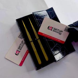 Pinzas para Pestañas de Acero Inoxidable, Rectas, con Recubrimiento de Plasma Dorado, con Agarre de Diamante, Punta de Precisión Lisa/de Fibra - Product Image 4