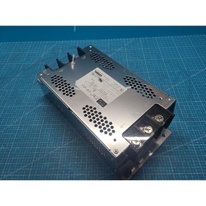 Filtre anti-bruit triphasé COSEL TAC-100-223, utilisé comme pièce détachée pour équipement semi-conducteur d'époque - Product Image 1