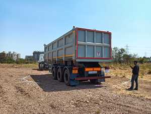 Camion benne hydraulique à moteur puissant, fourni directement par l'usine, avec carrosserie résistante à la corrosion pour remorques utilitaires de transport de marchandises - Product Image 4