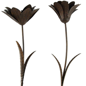 Grandes sculptures de fleurs en métal en forme de tulipe pour jardin, décorations rustiques d'extérieur pour pelouse et patio - Product Image 1