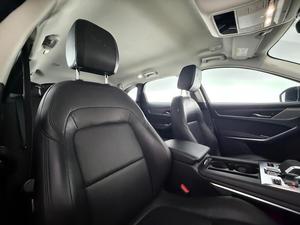 MINT 2022 F-PACEE 2.0 P400E 17.1KWH S AUTO AWD EURO 6 5DR - Product Image 5