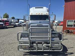 Camion tracteur poids lourd 6x4 avec cabine couchette, diesel, pour transport longue distance, export - Product Image 4