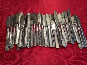 Mismatched Stainless Steel Cutlery Dinner Knifes Dinner <b>Forks</b> Dessert <b>Forks</b> // Tablespoons Teaspoons Large Selection - Product Image 1